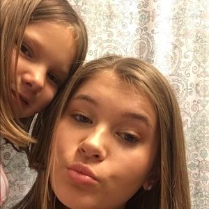 Meet your Posher, Kennedy